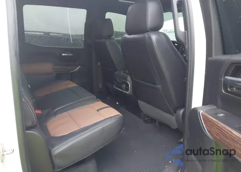 2020 Chevrolet Silverado 1500 4Wd Short Bed High Country z USA, uszkodzony, nr VIN 1GCUYHED8LZ116261